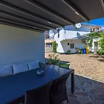 Mit Tollem Pool Nur 100 Meter Zum * Crikvenica
