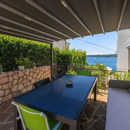 아파트 Mit Tollem Pool Nur 100 Meter Zum